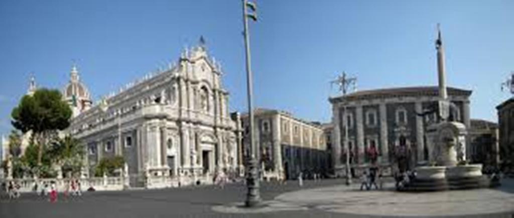 Lanza Hotel Catania Exterior photo